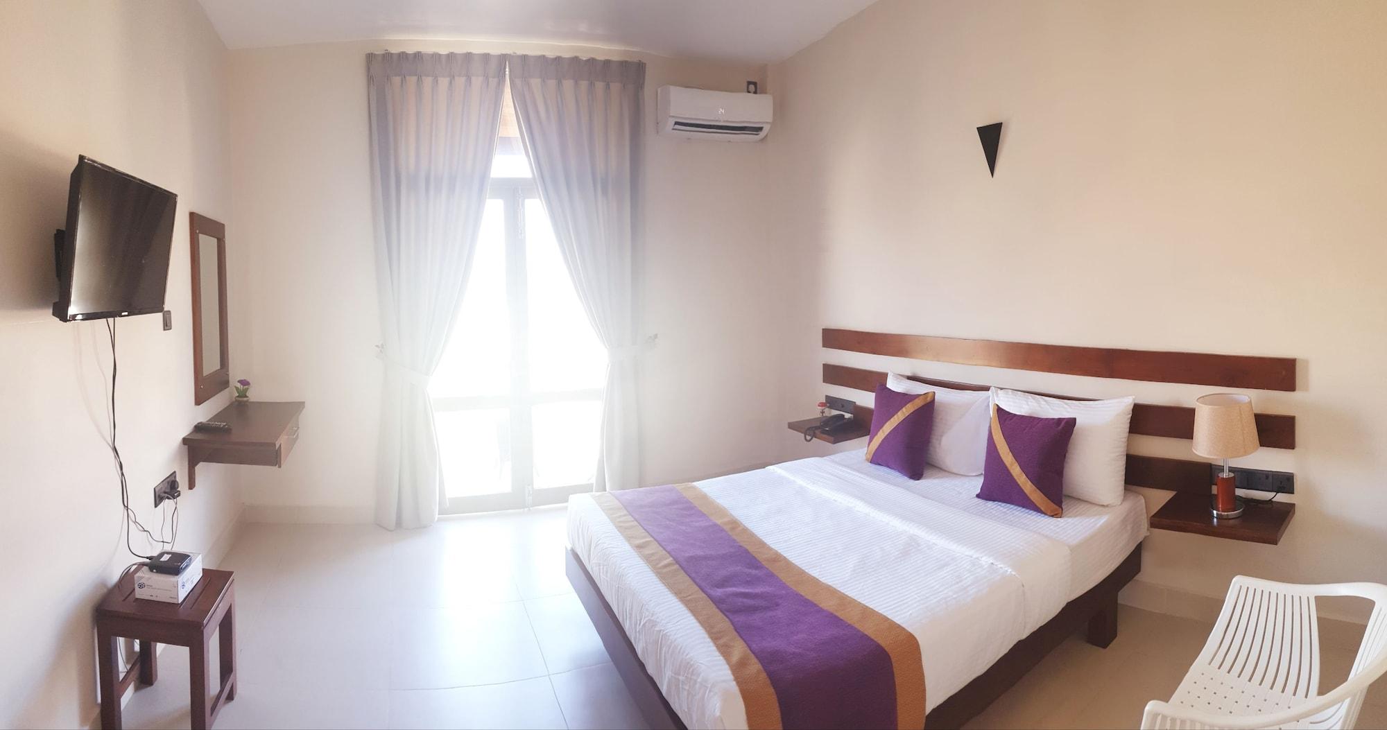 Hive 68 - Hotel&Resorts  Negombo Buitenkant foto