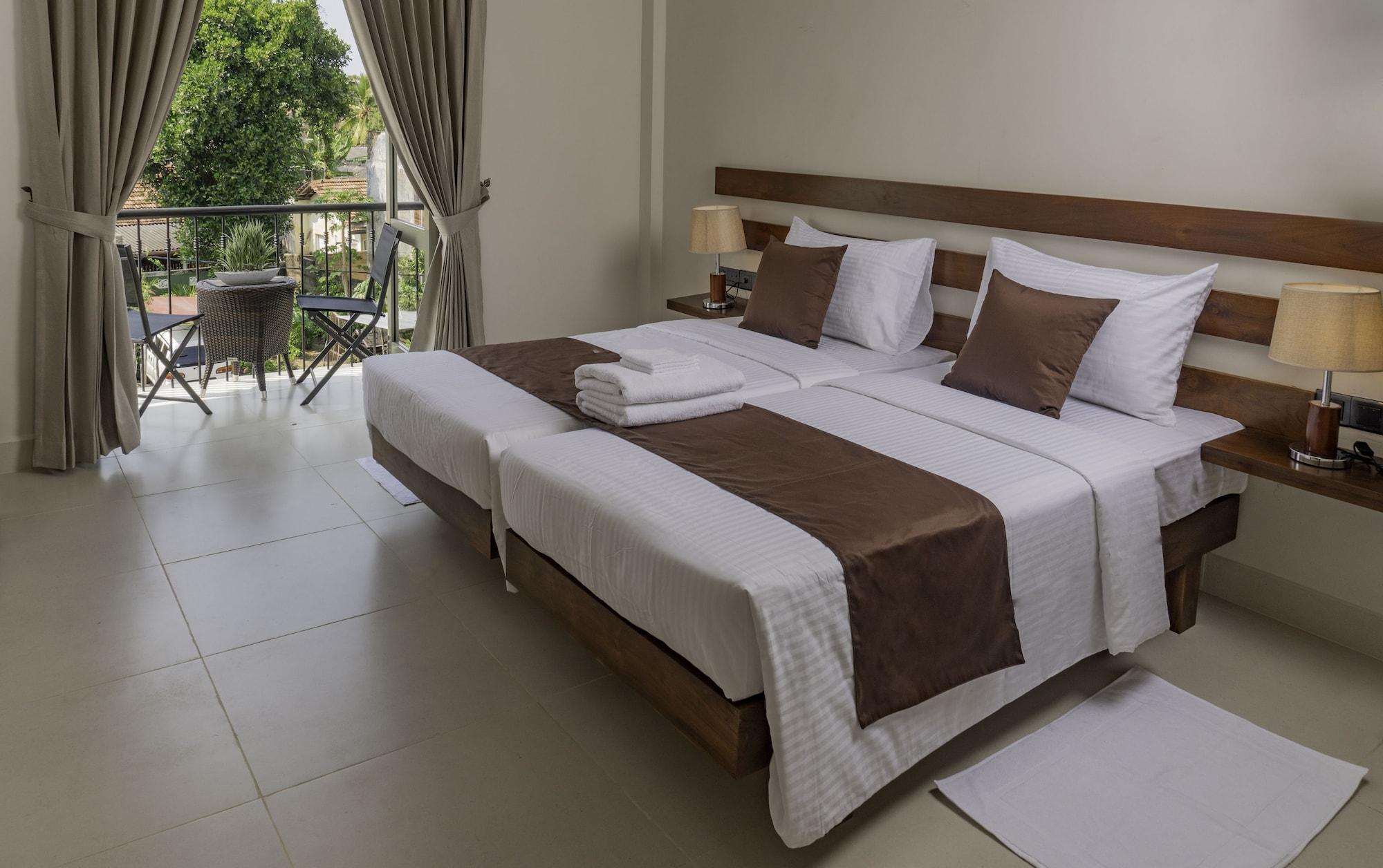 Hive 68 - Hotel&Resorts  Negombo Buitenkant foto
