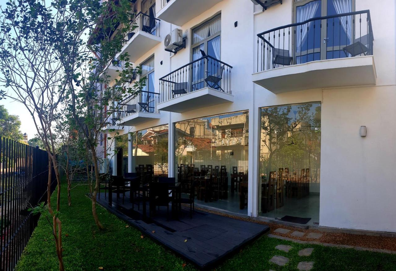 Hive 68 - Hotel&Resorts  Negombo Buitenkant foto