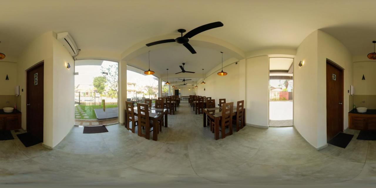 Hive 68 - Hotel&Resorts  Negombo Buitenkant foto
