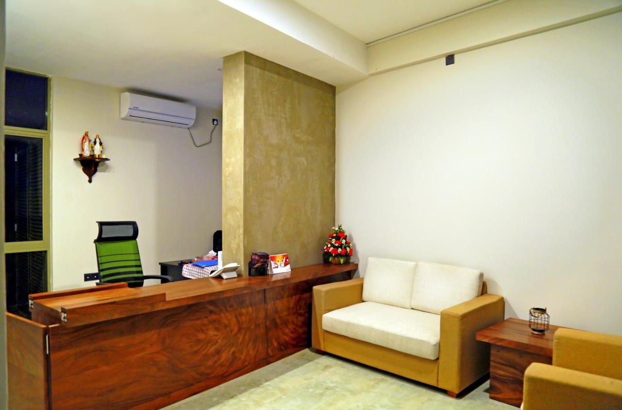 Hive 68 - Hotel&Resorts  Negombo Buitenkant foto