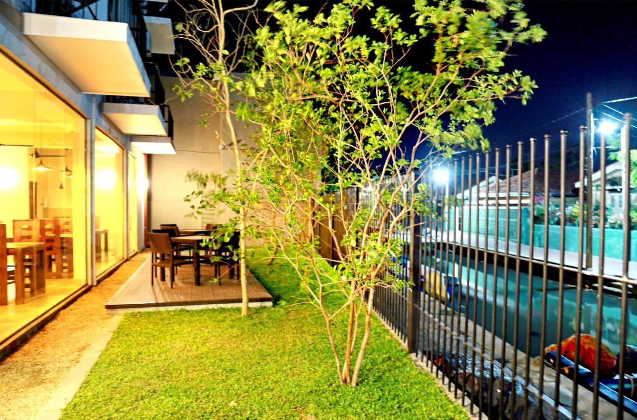 Hive 68 - Hotel&Resorts  Negombo Buitenkant foto