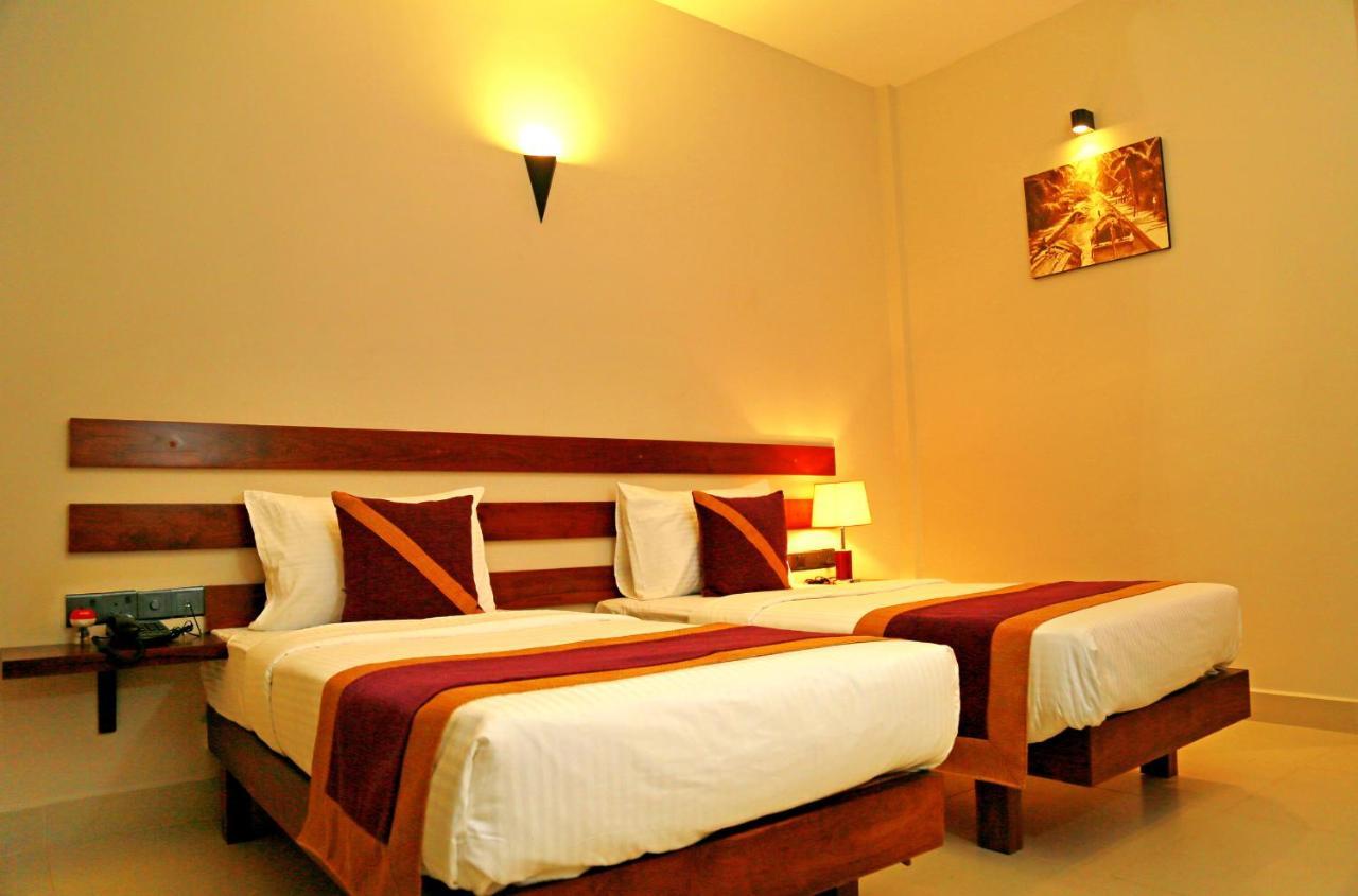 Hive 68 - Hotel&Resorts  Negombo Buitenkant foto